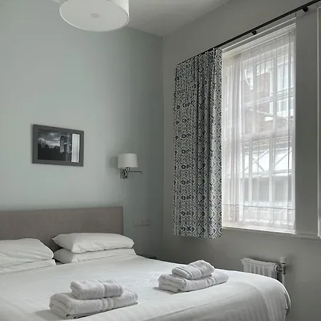 The Bar Convent Gasthuis 3*